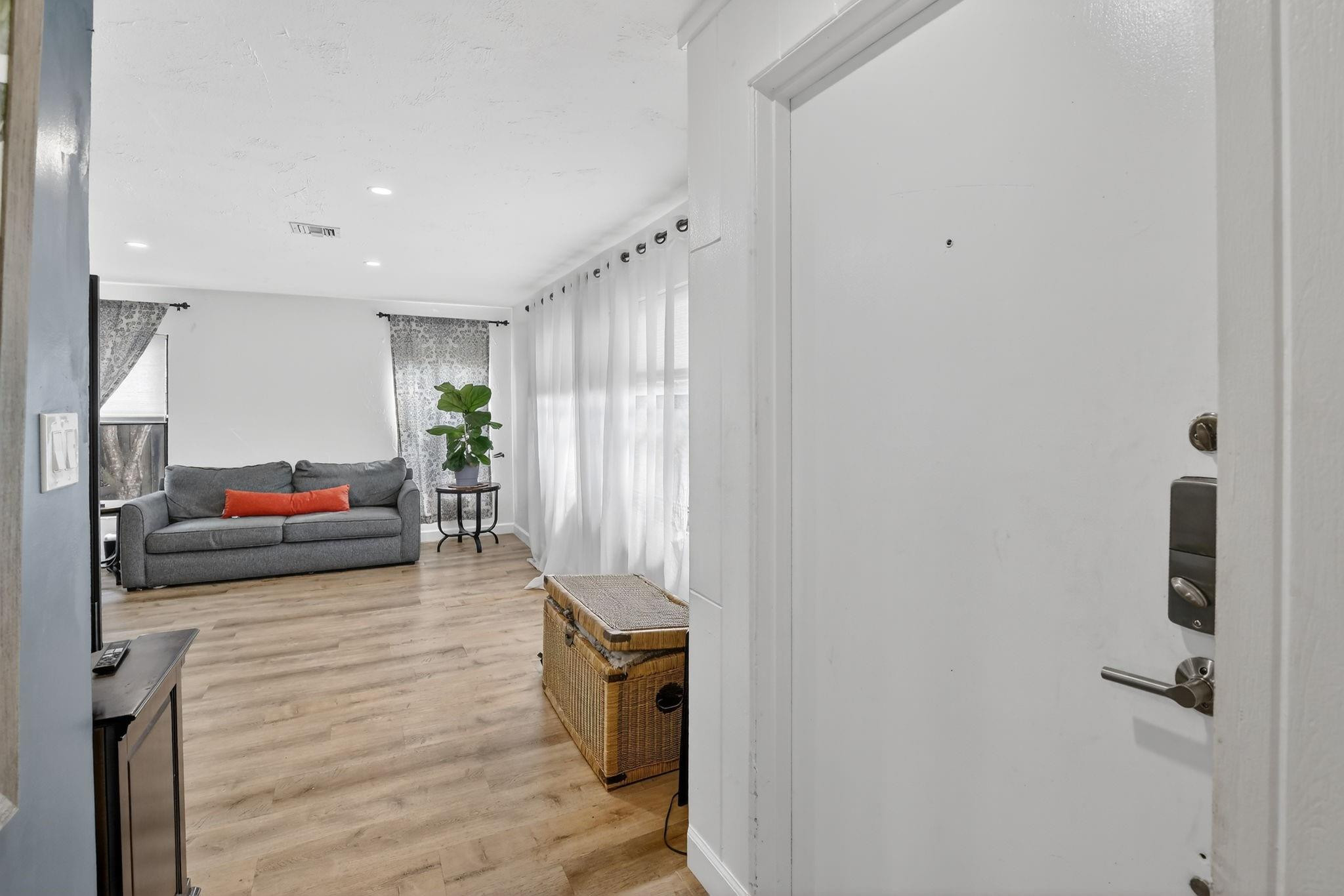 Briar Estates 90-5 B - Residential