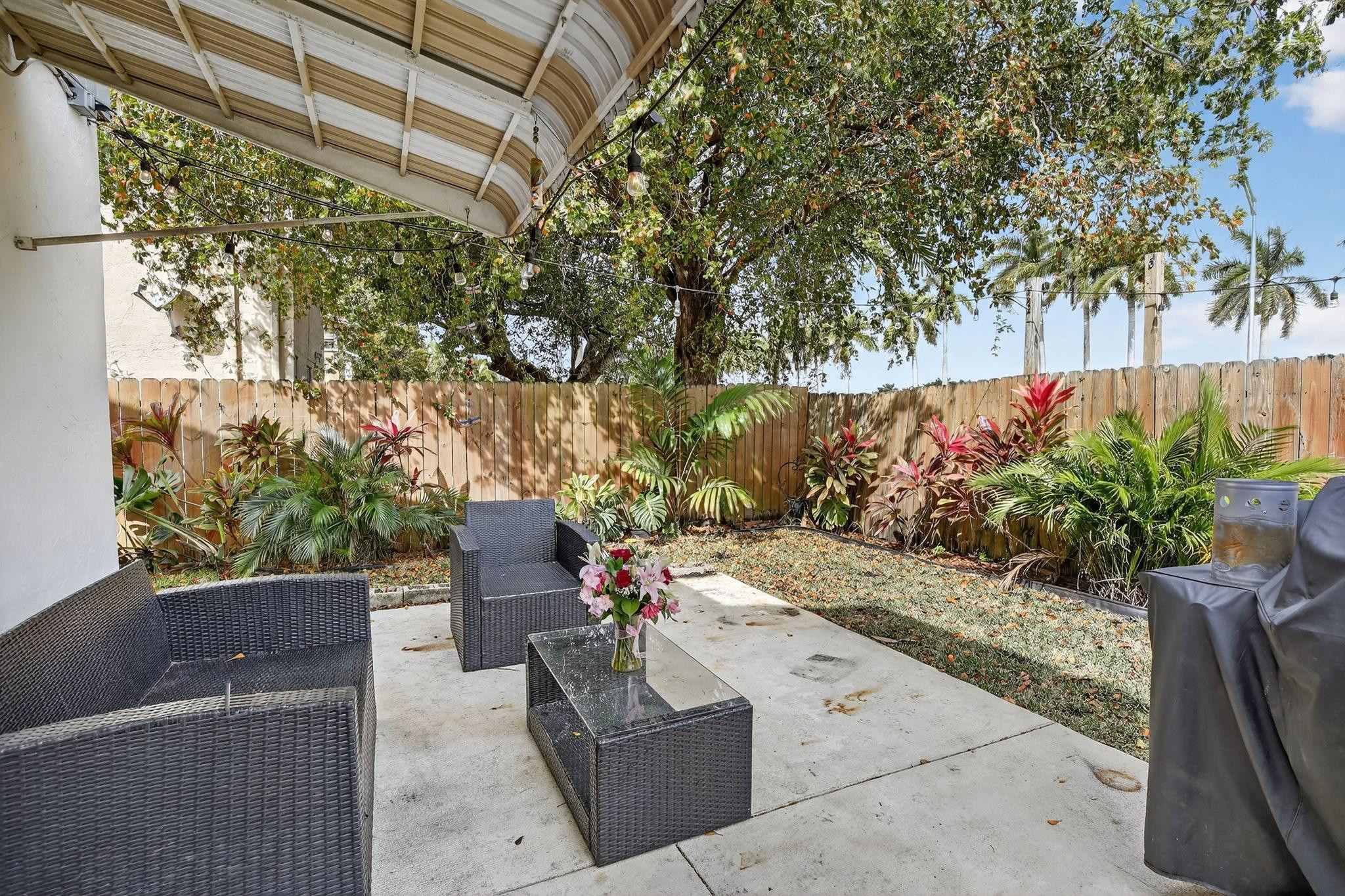 Briar Estates 90-5 B - Residential