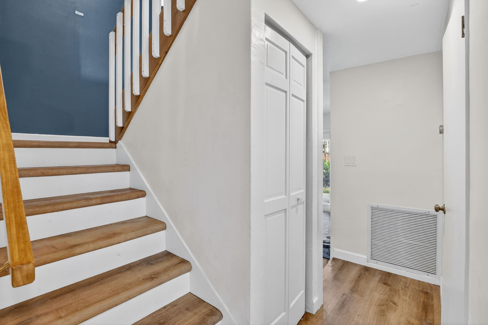 Briar Estates 90-5 B - Residential