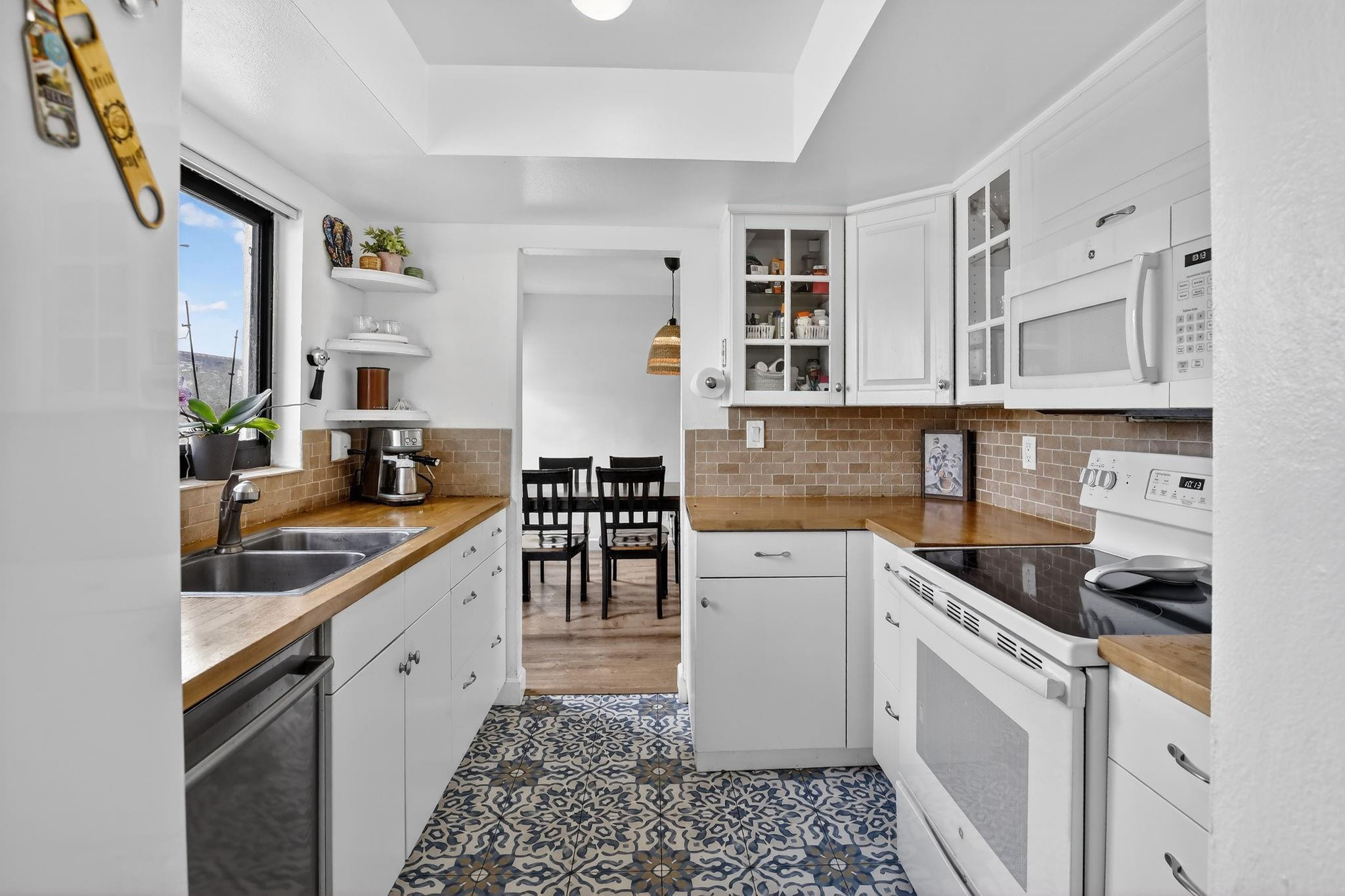 Briar Estates 90-5 B - Residential