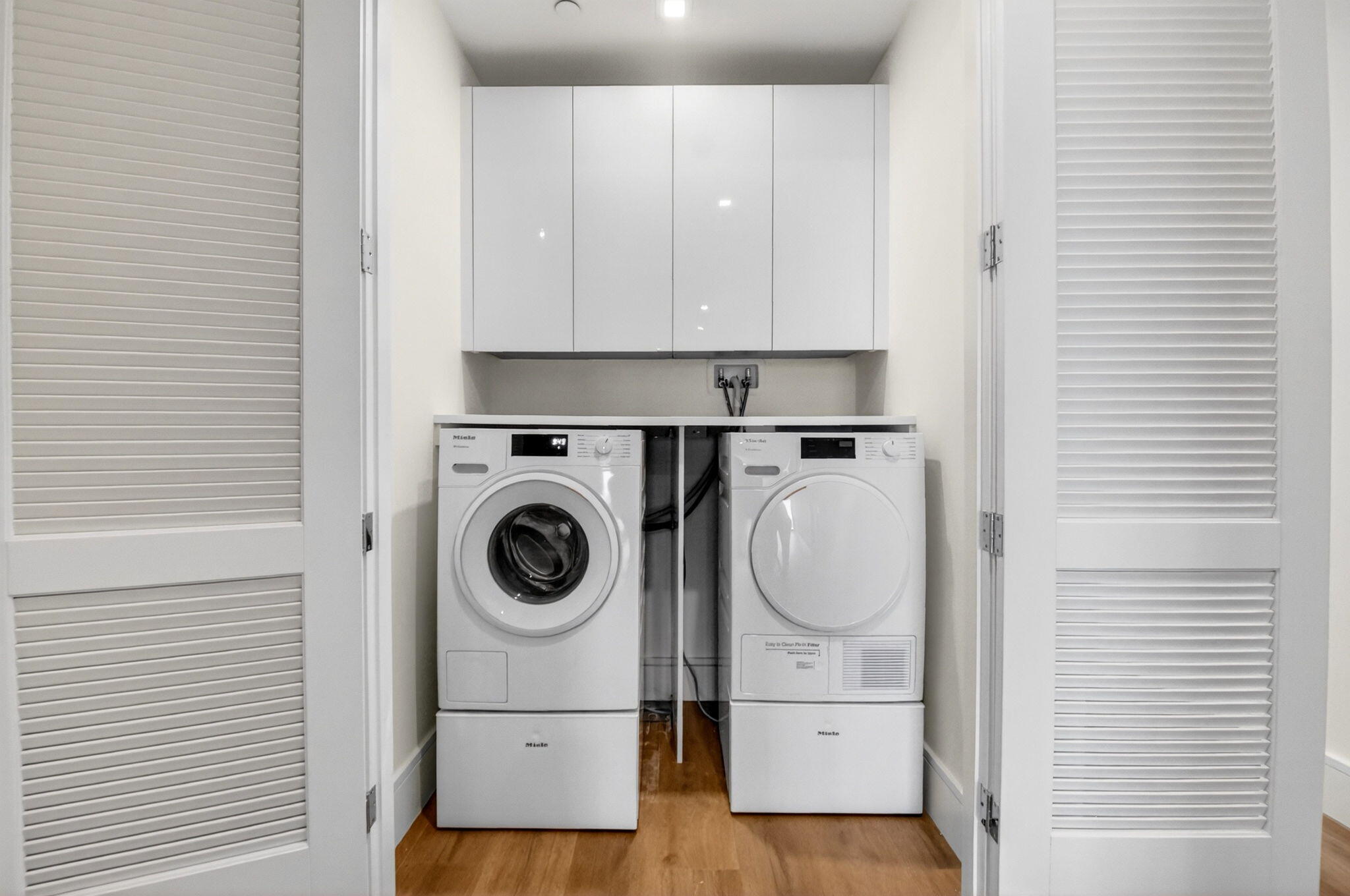 NAUTILUS 220 - Residential Lease