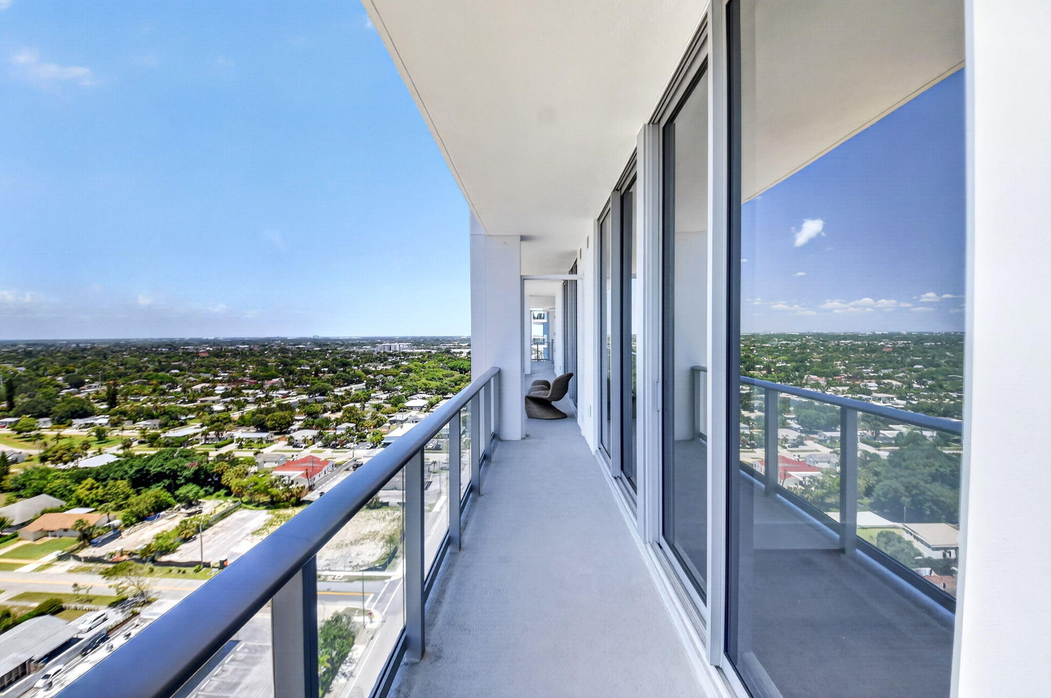 NAUTILUS 220 - Residential Lease