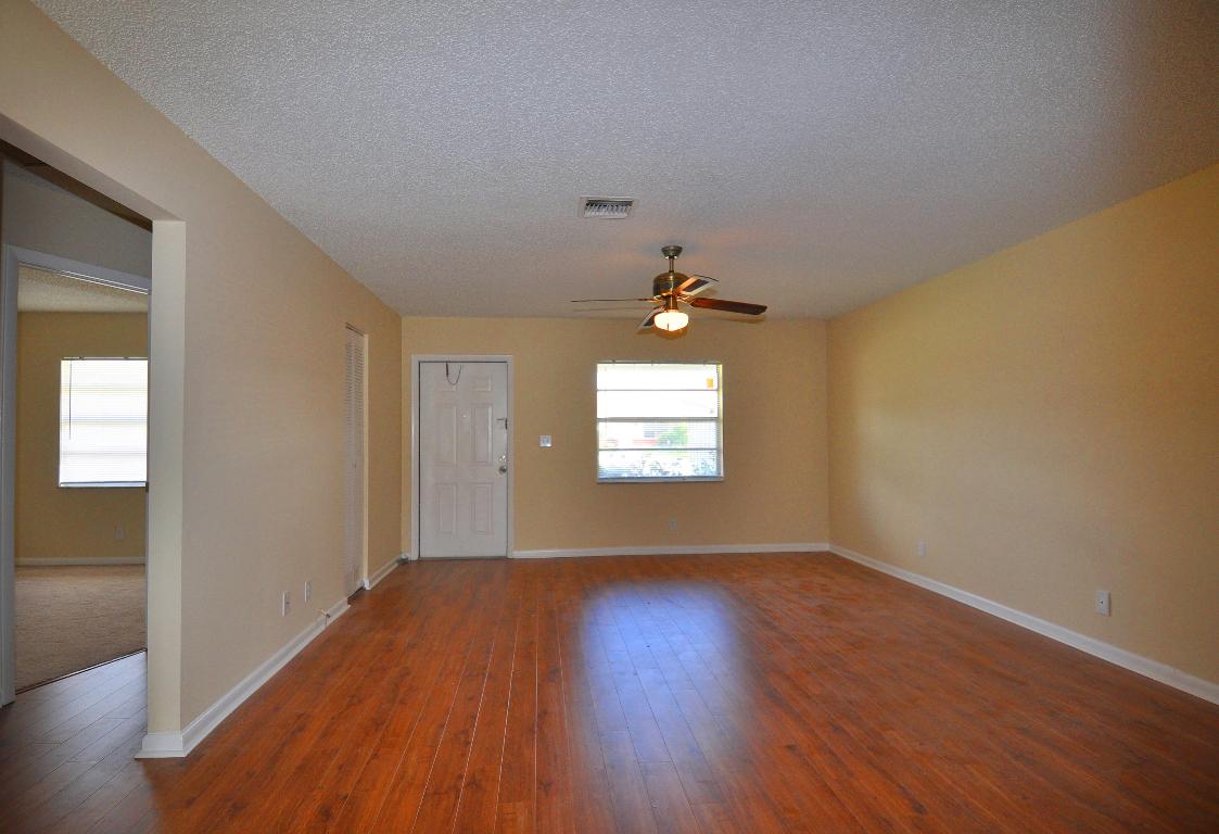 OCTOBER PARK - Residential