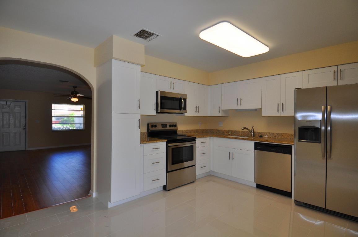 OCTOBER PARK - Residential