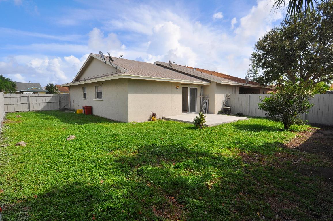 OCTOBER PARK - Residential