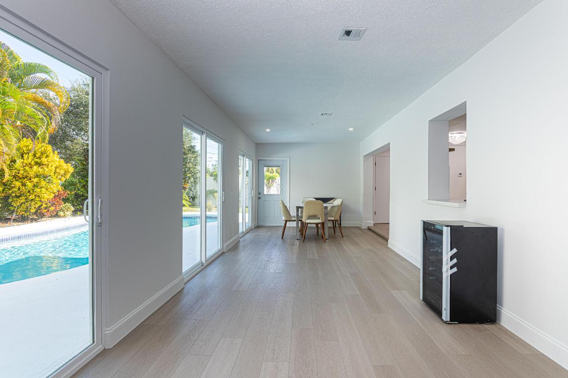 JUNO ISLES 1 - Residential
