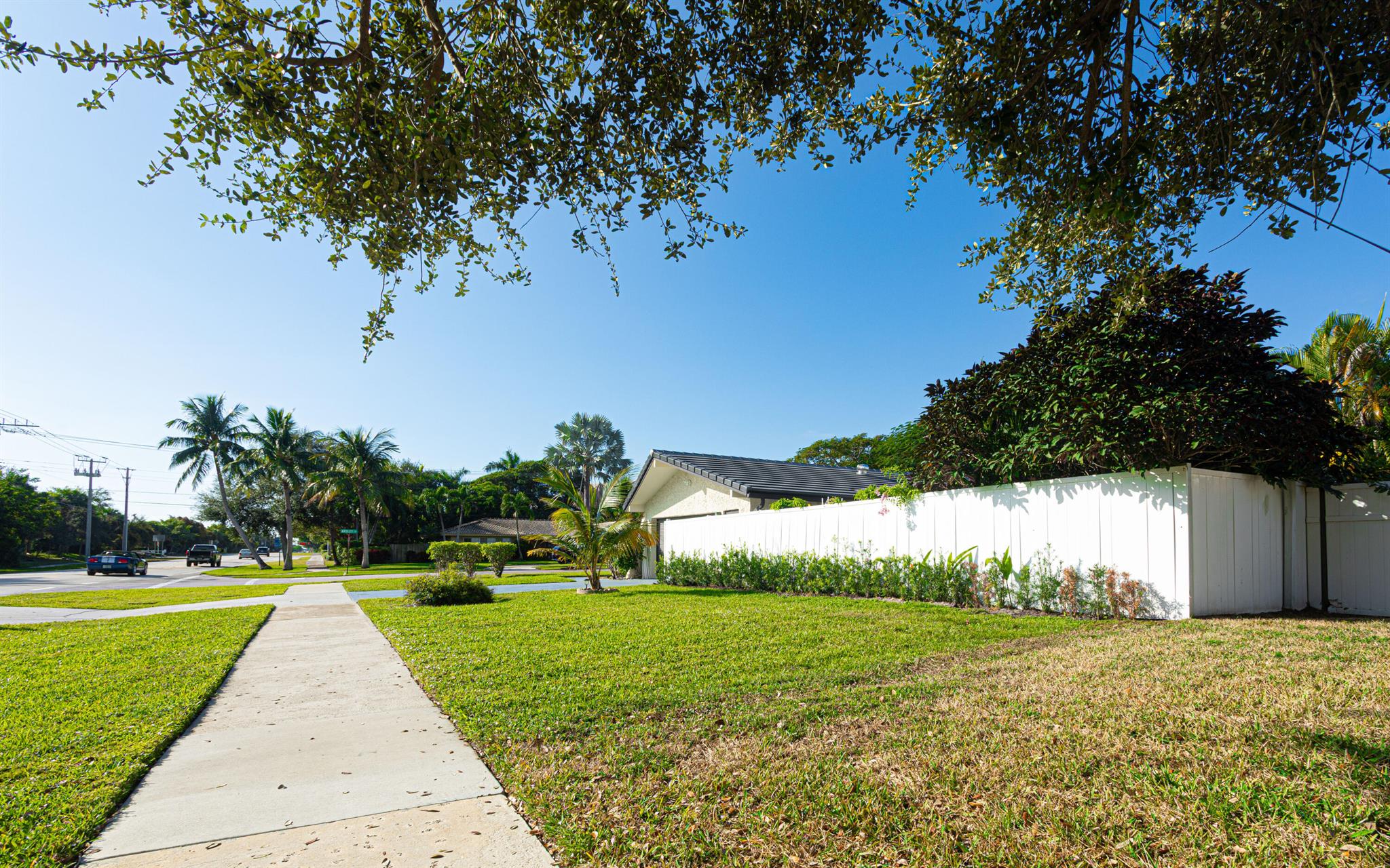 JUNO ISLES 1 - Residential