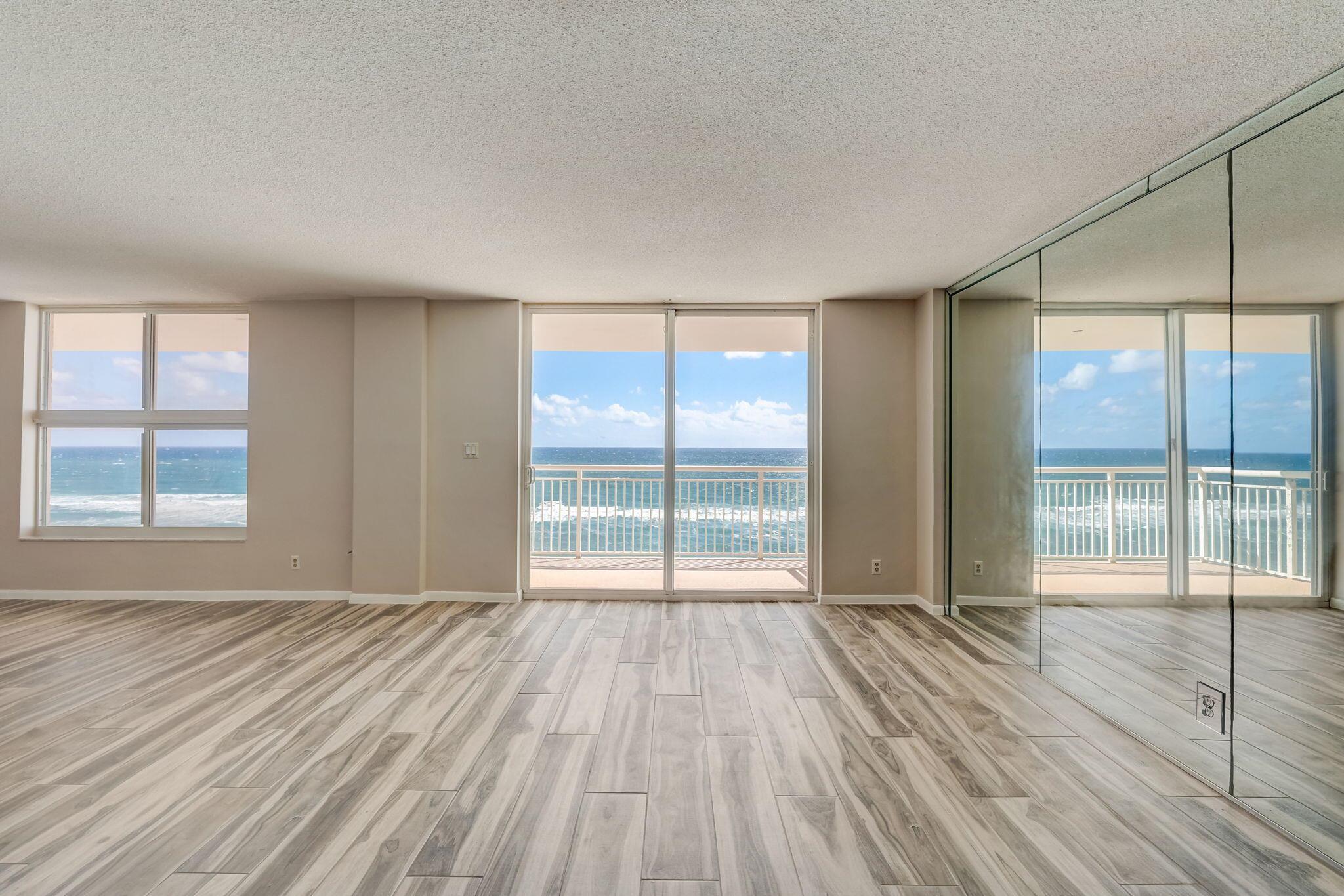 HILLSBORO LE BARON CONDO APTS - Residential