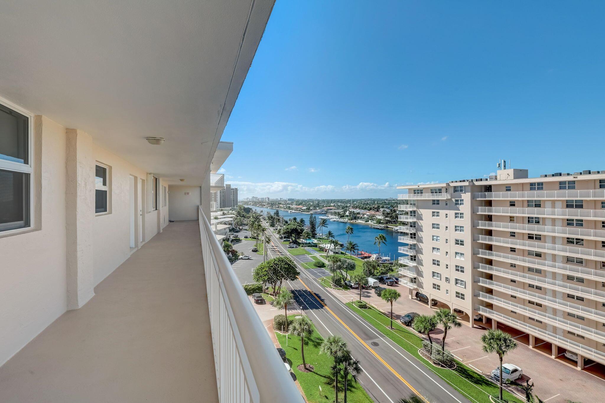 HILLSBORO LE BARON CONDO APTS - Residential