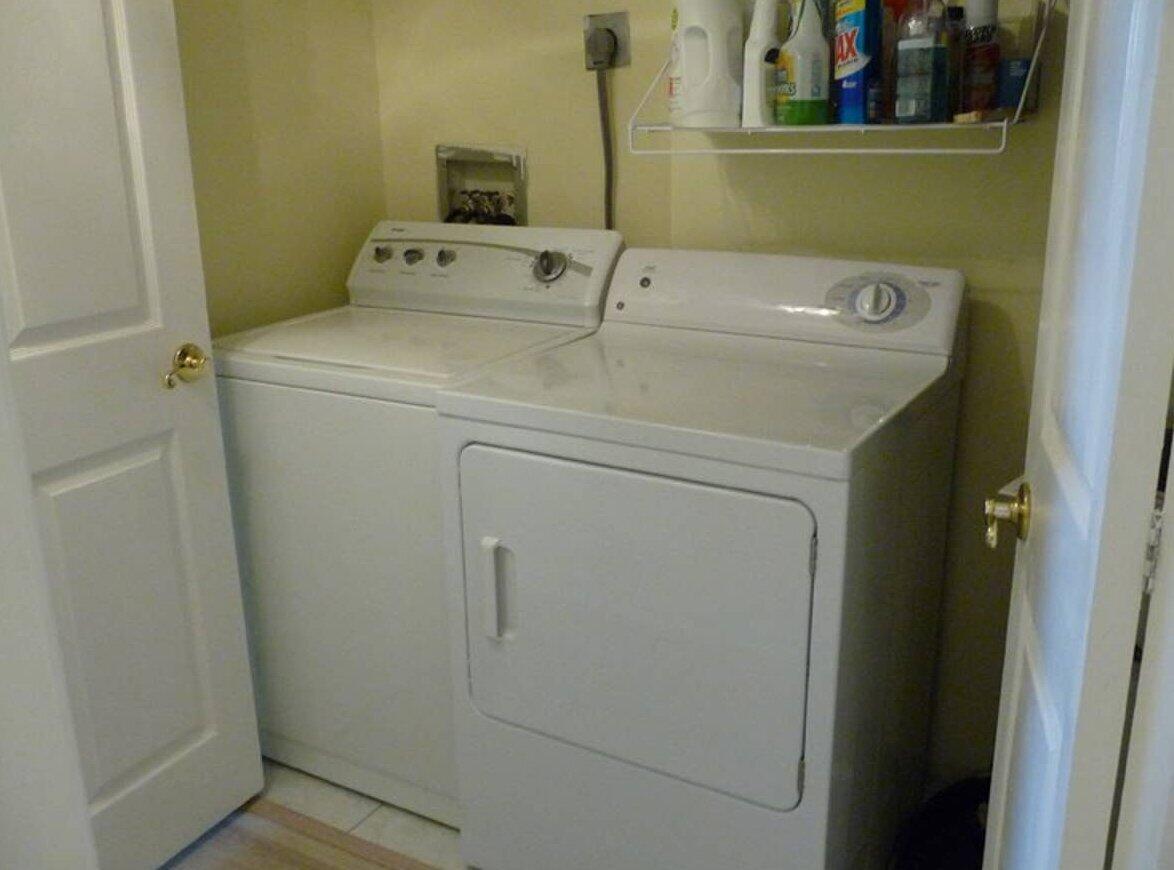 HIDDEN BANYAN CONDO - Residential