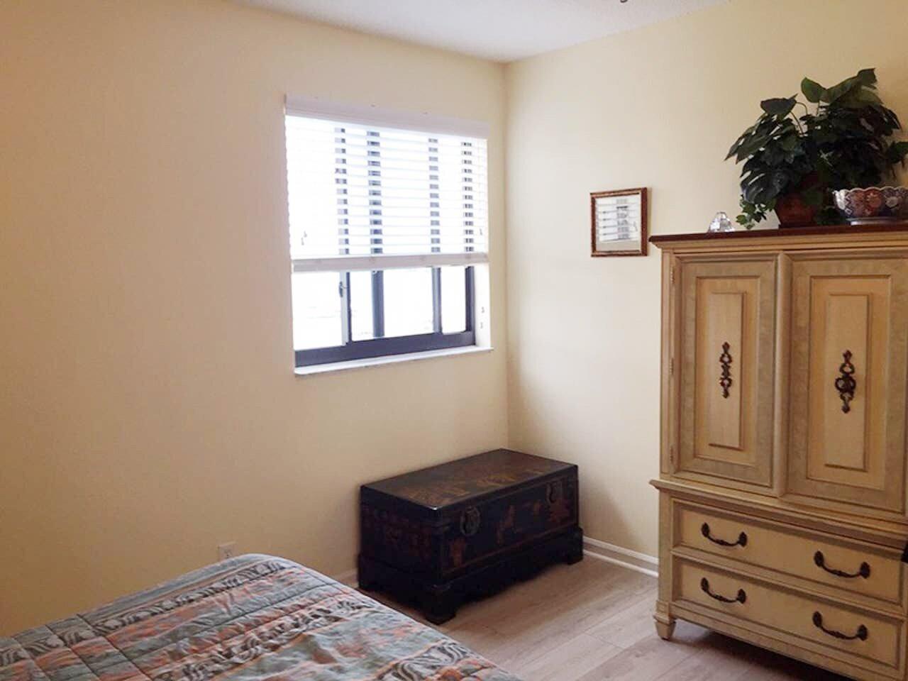 HIDDEN BANYAN CONDO - Residential