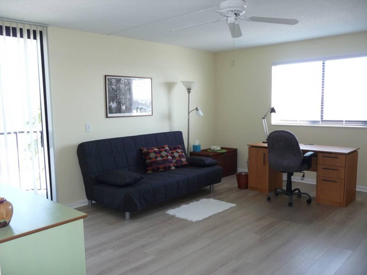 HIDDEN BANYAN CONDO - Residential