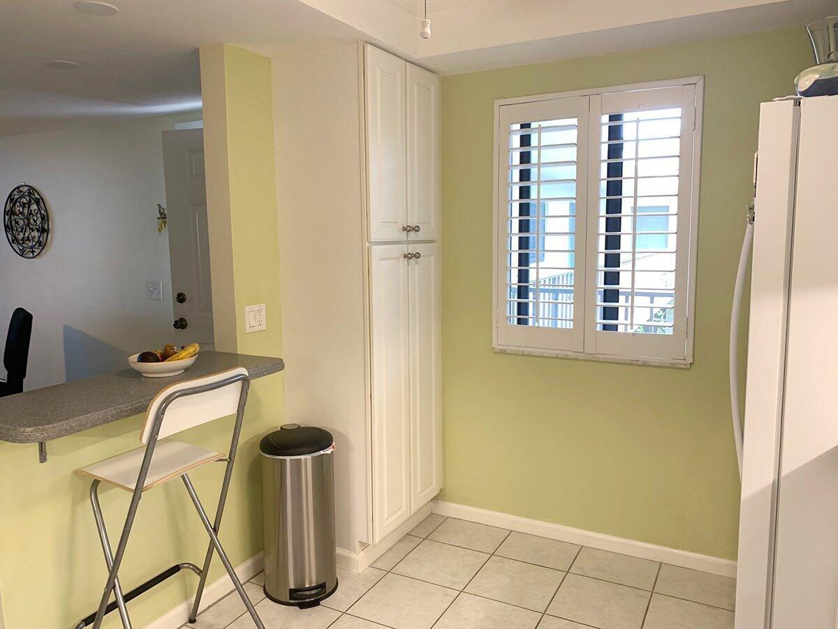 HIDDEN BANYAN CONDO - Residential