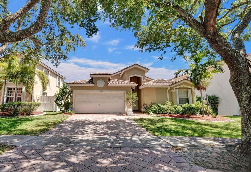 Beautifully maintained home in a secure gated community! NO APPROVAL NEEDED. Accordion shutters for full protection.  This residence features an open-concept design with an updated kitchen, gas stove, SS
 GE appliances. The split floor plan offers 3 spacious bedrooms and 2 bathrooms, providing comfort and privacy for the whole family. Enjoy added convenience with a Samsung washer and dryer, and peace of mind with accordion shutters throughout. The fenced backyard is perfect for outdoor activities and entertaining in total privacy. Additional highlights include a 2-car garage and well-manicured curb appeal.
Ideally located near major highways, Sawgrass Mills Mall, and the Amerant Bank Arena, this home combines comfort, security, and convenience—ready for its next owner to move right in!