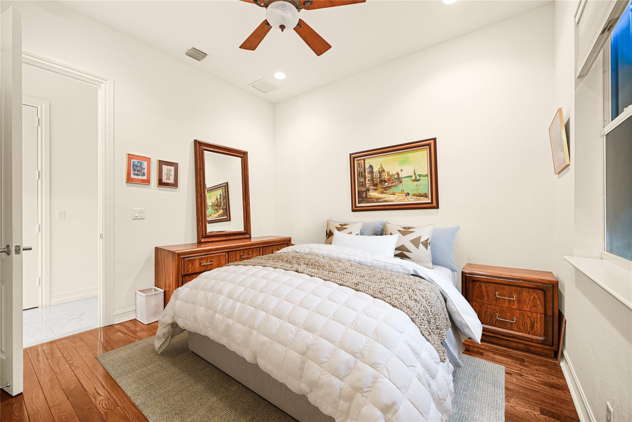 Thornhill Green - Residential