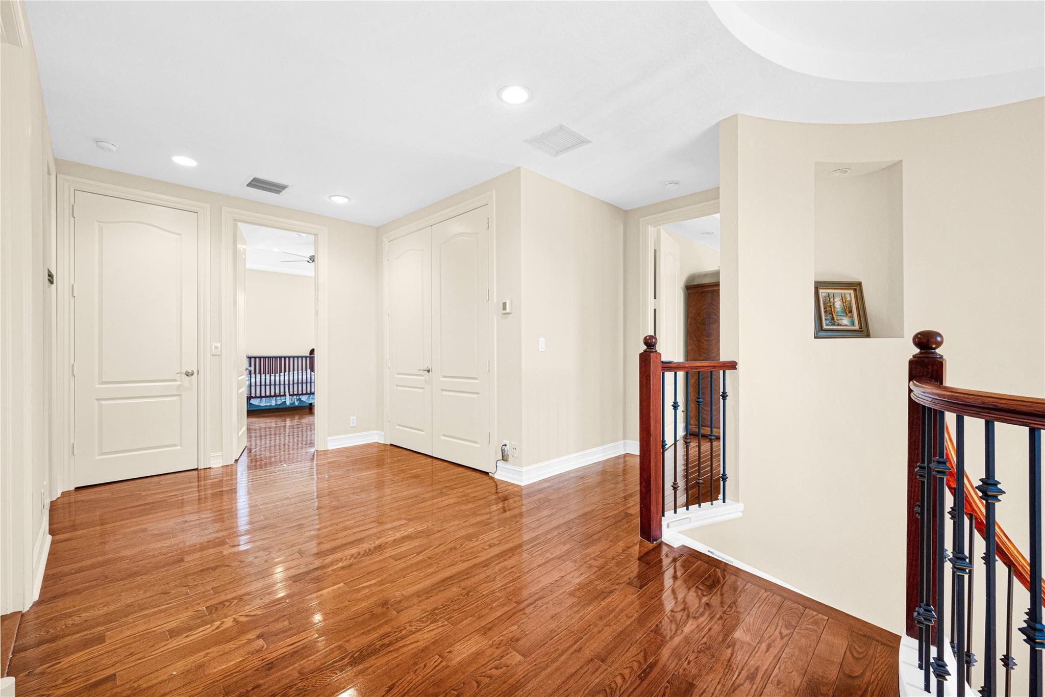 Thornhill Green - Residential