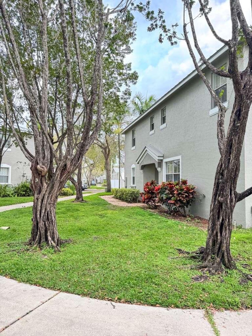 Photo of 2309 Shoma Dr, Royal Palm Beach, FL 33414 (MLS # B26001000)