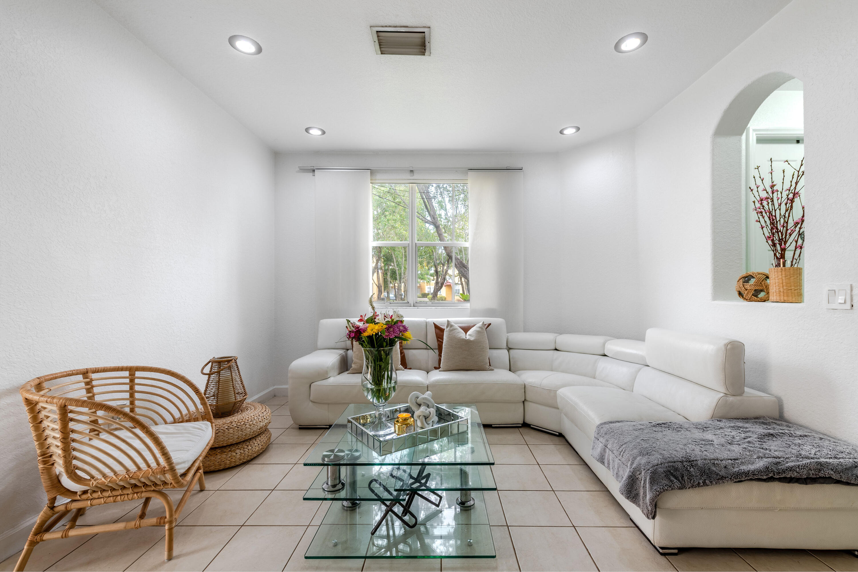 SHOMA VILLAS II AT ROYAL PALM CONDOIU - Residential