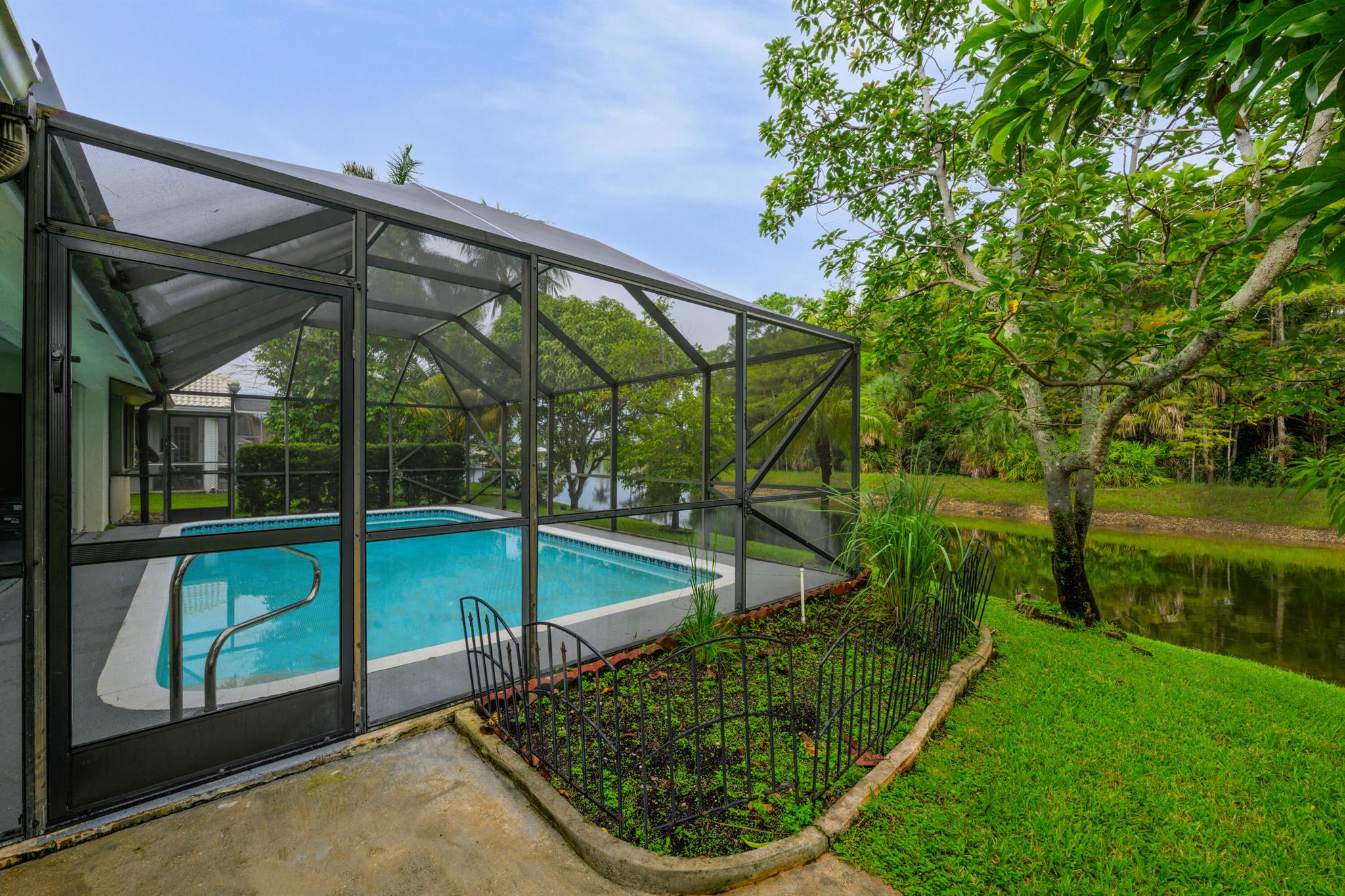 ESTATES OF ROYAL PALM BEA - Residential