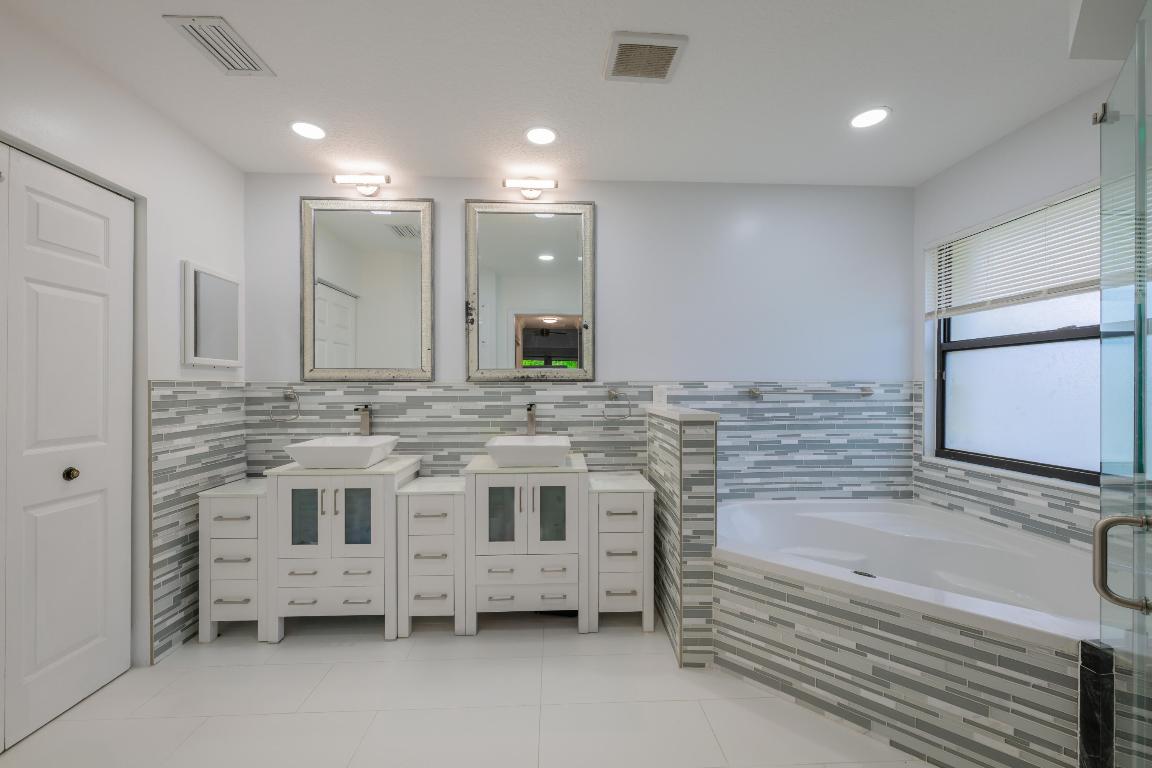 ESTATES OF ROYAL PALM BEACH 6 - Residential