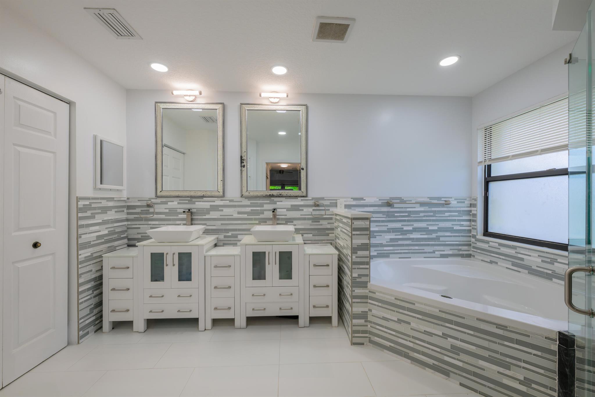 ESTATES OF ROYAL PALM BEA - Residential