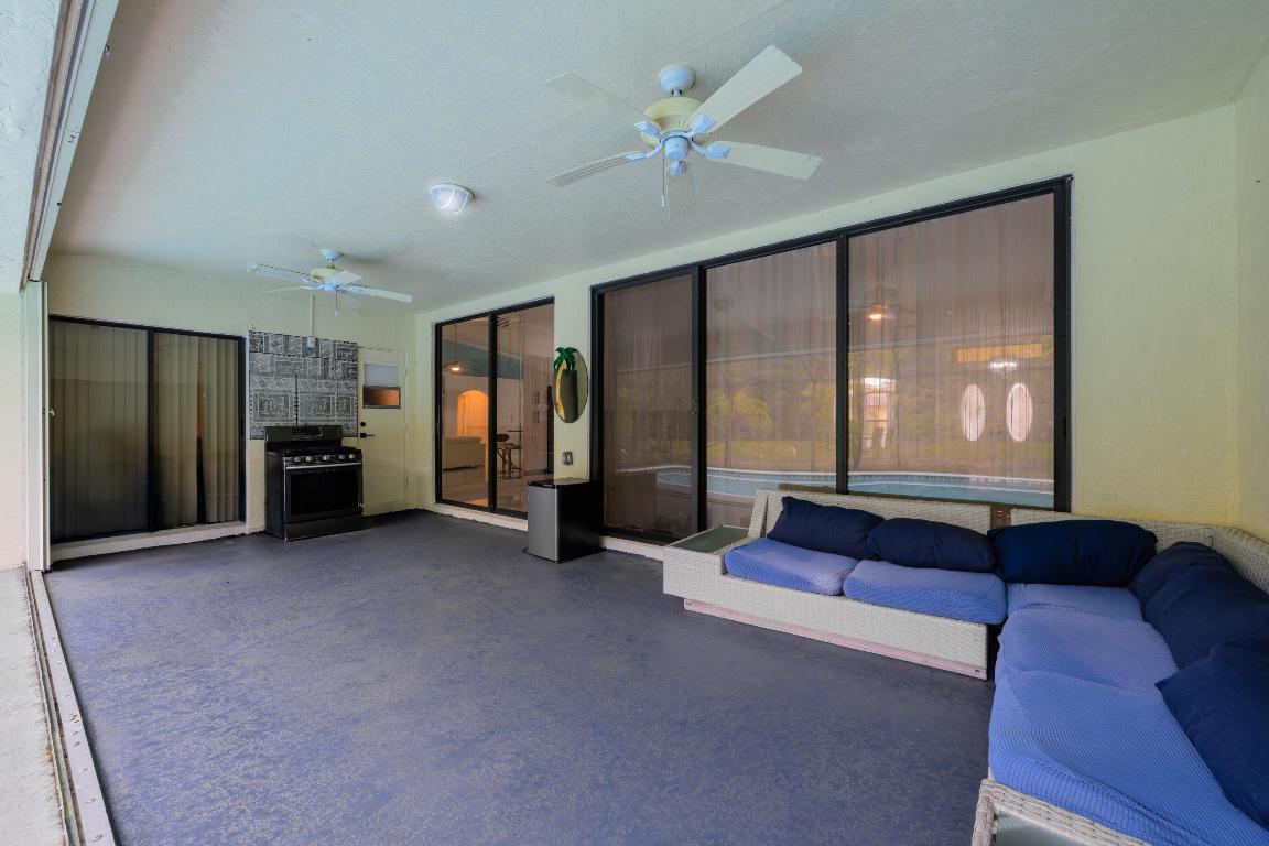 ESTATES OF ROYAL PALM BEACH 6 - Residential