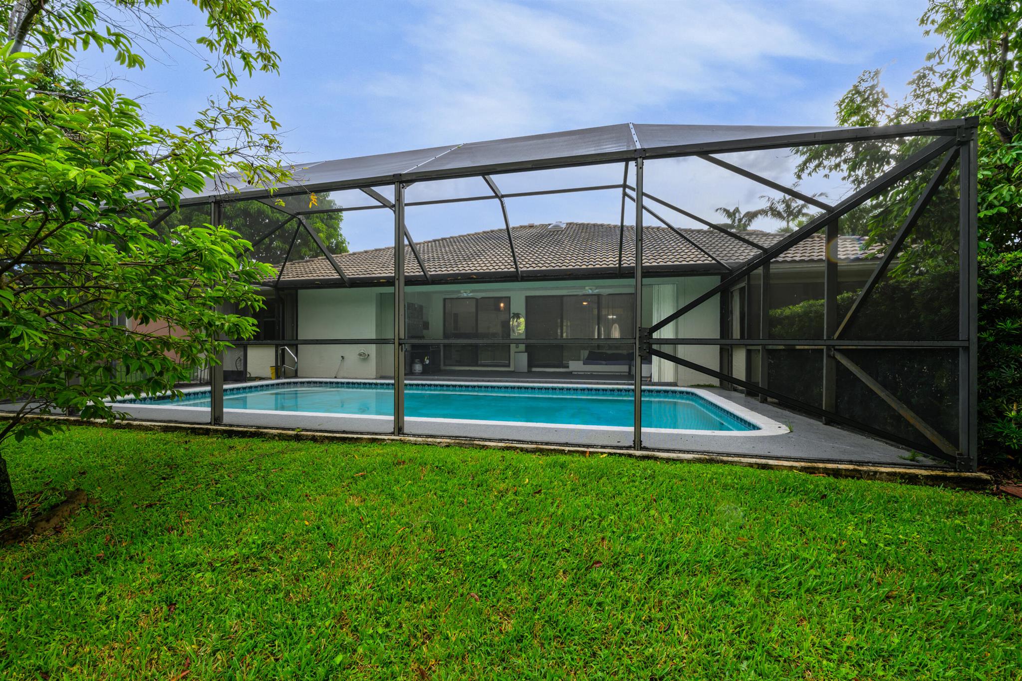 ESTATES OF ROYAL PALM BEA - Residential