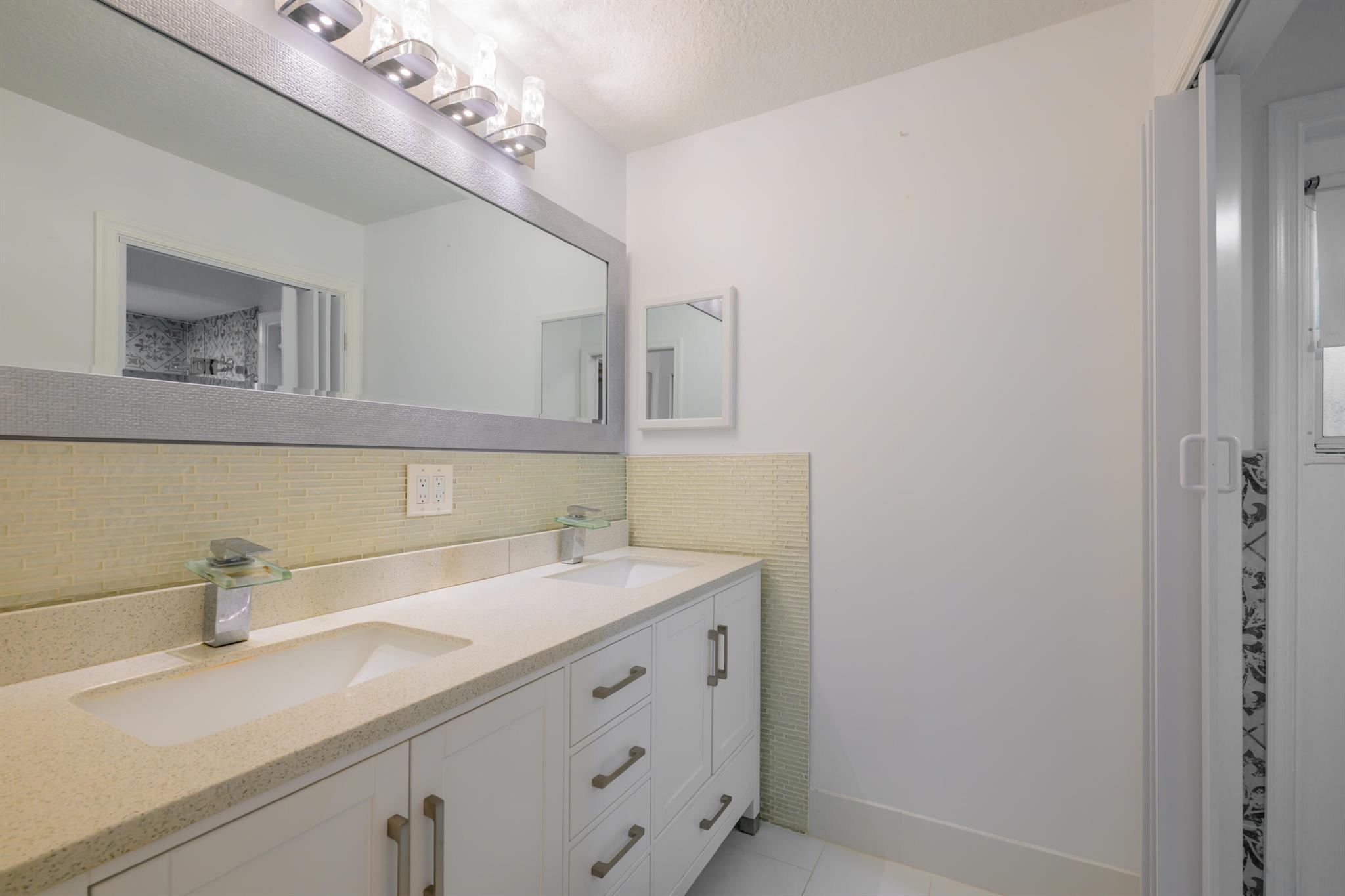 ESTATES OF ROYAL PALM BEA - Residential