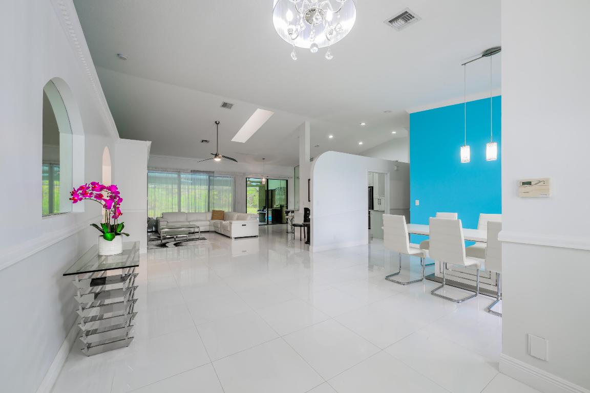 ESTATES OF ROYAL PALM BEACH 6 - Residential