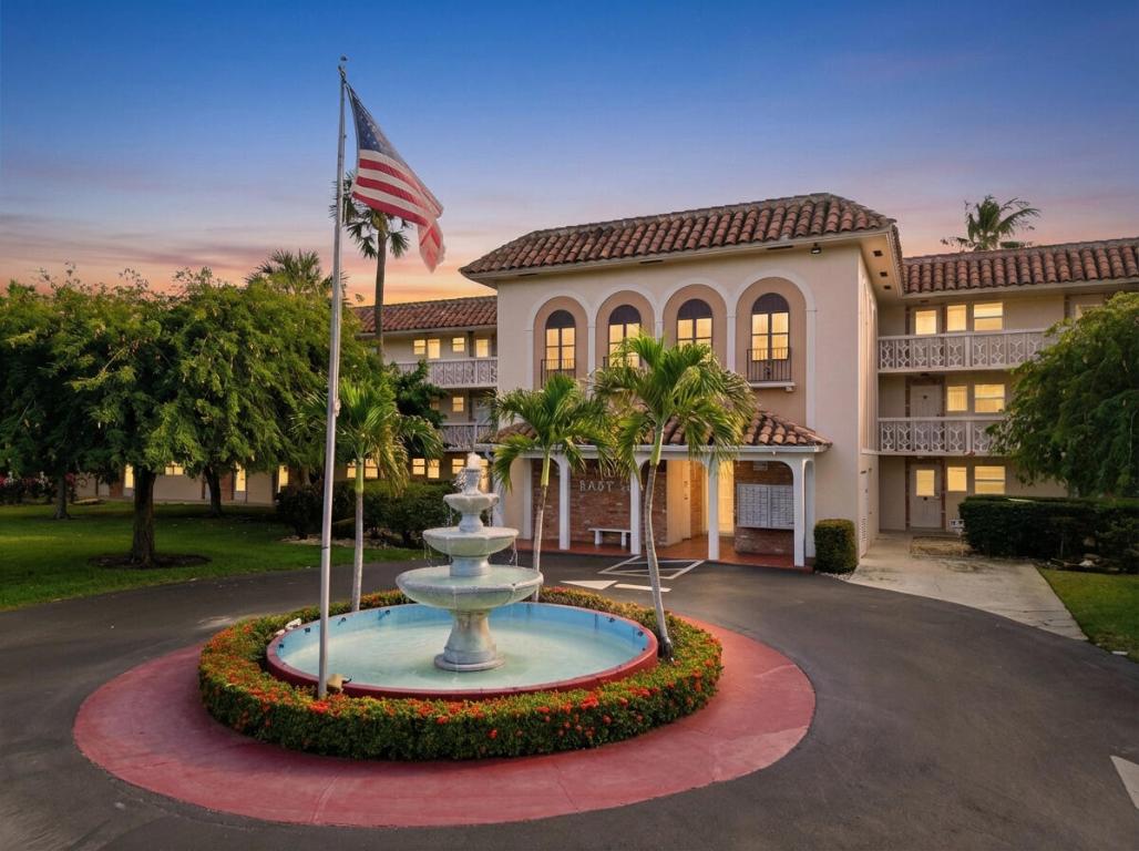 BOCA VERDE EAST CONDO - Residential