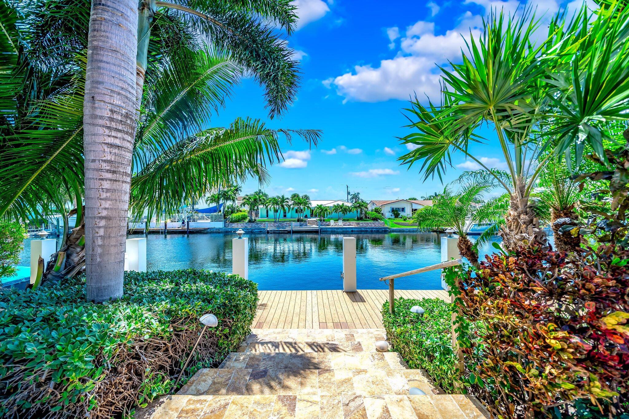 VENETIAN ISLES 2ND SEC - Residential