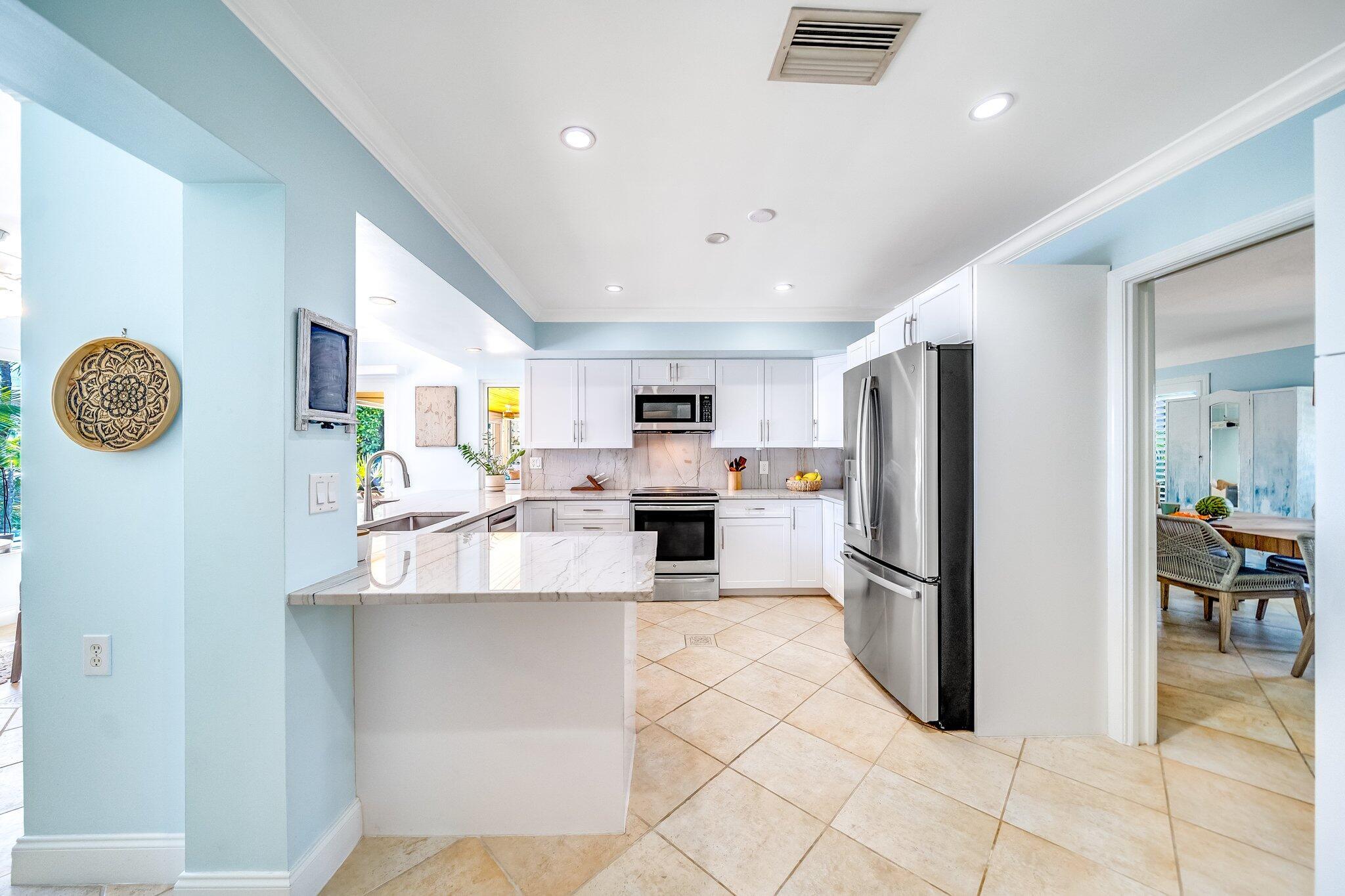 VENETIAN ISLES 2ND SEC - Residential