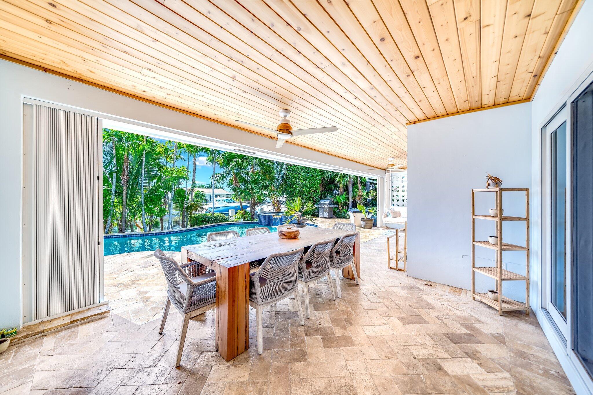 VENETIAN ISLES 2ND SEC - Residential