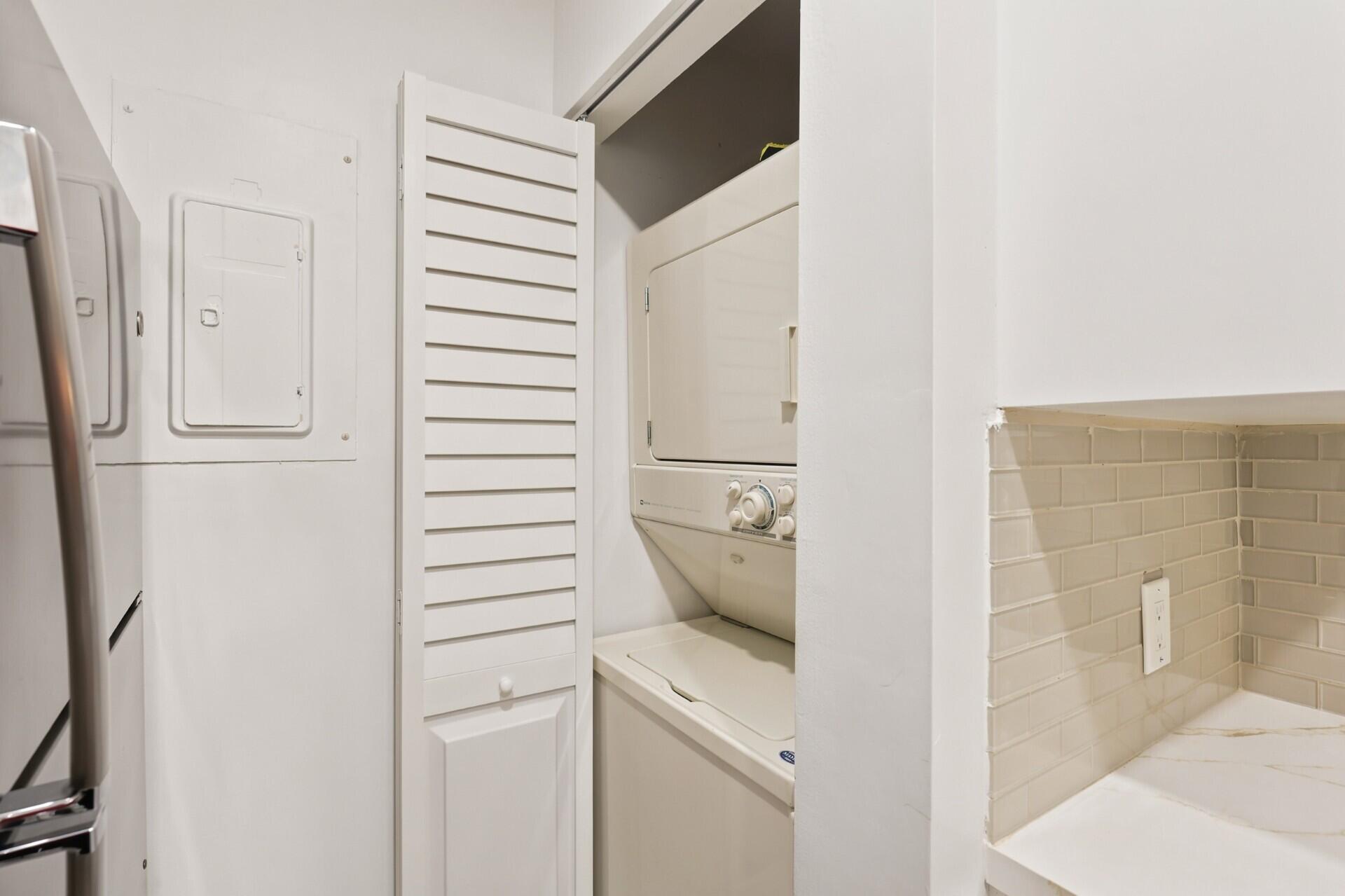 Properties 609 SEA PINE Way F2