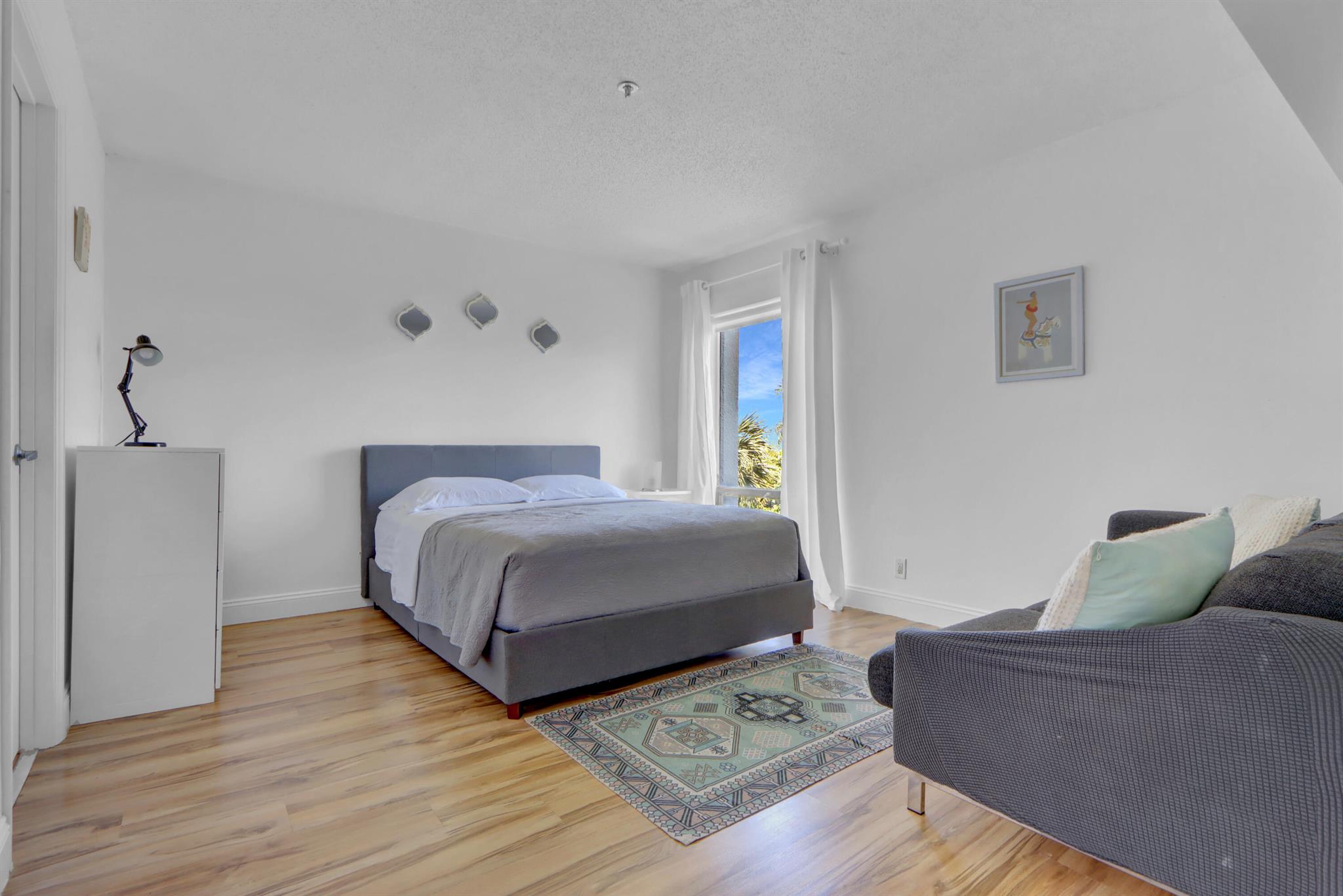 LANDS OF THE PRESIDENT COND 8-A & 8-B - Residential