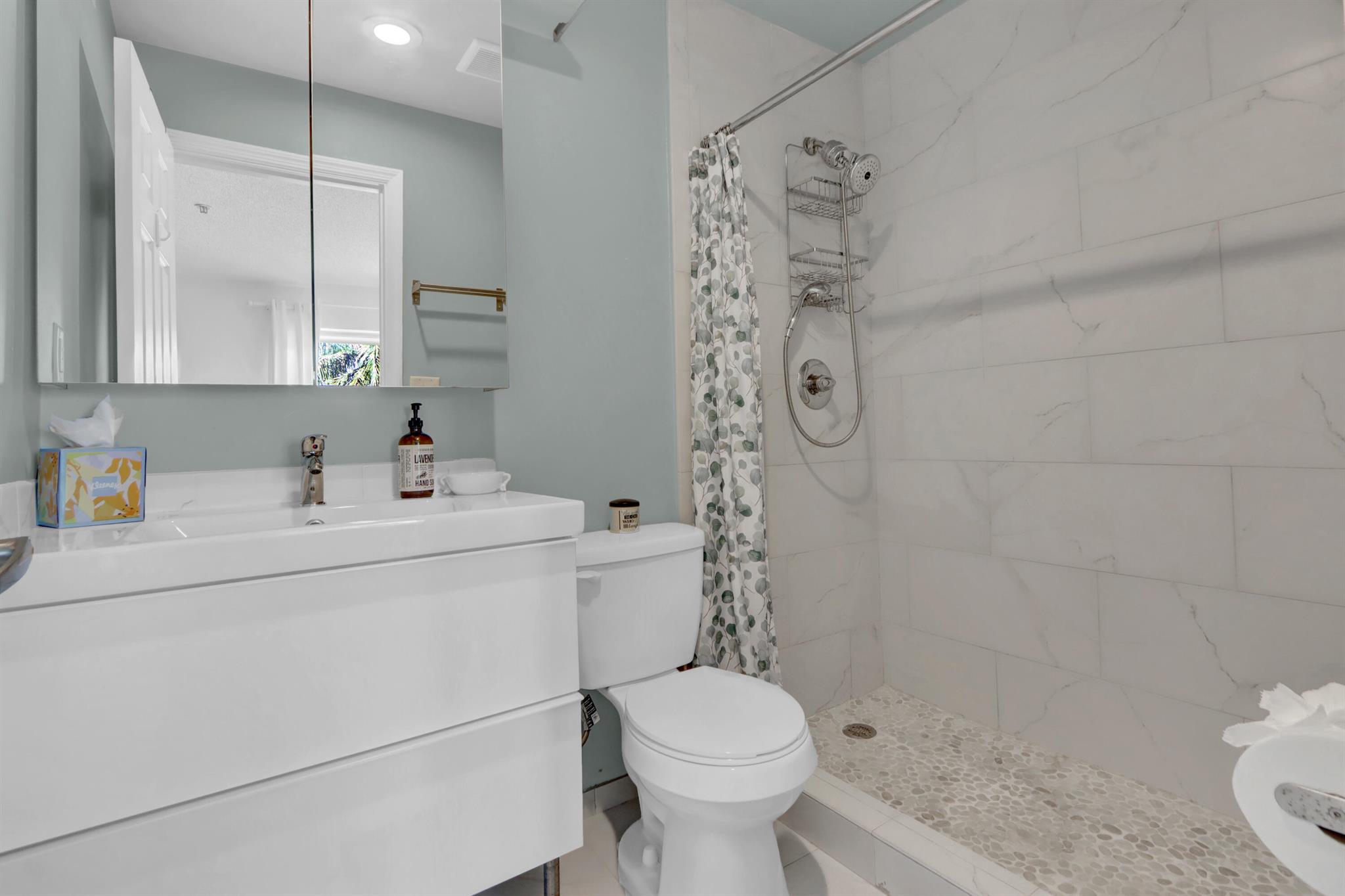 LANDS OF THE PRESIDENT COND 8-A & 8-B - Residential