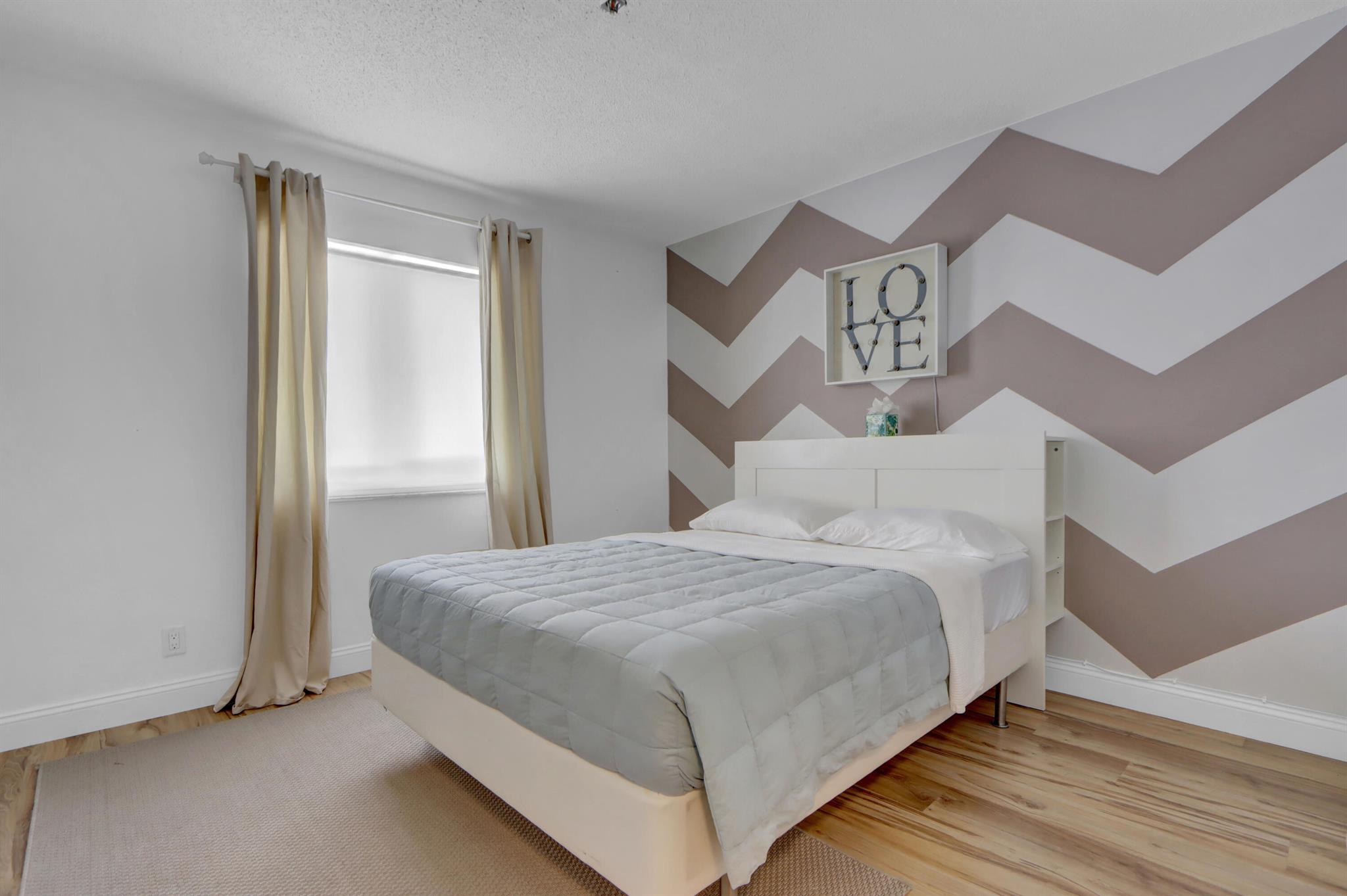 LANDS OF THE PRESIDENT COND 8-A & 8-B - Residential