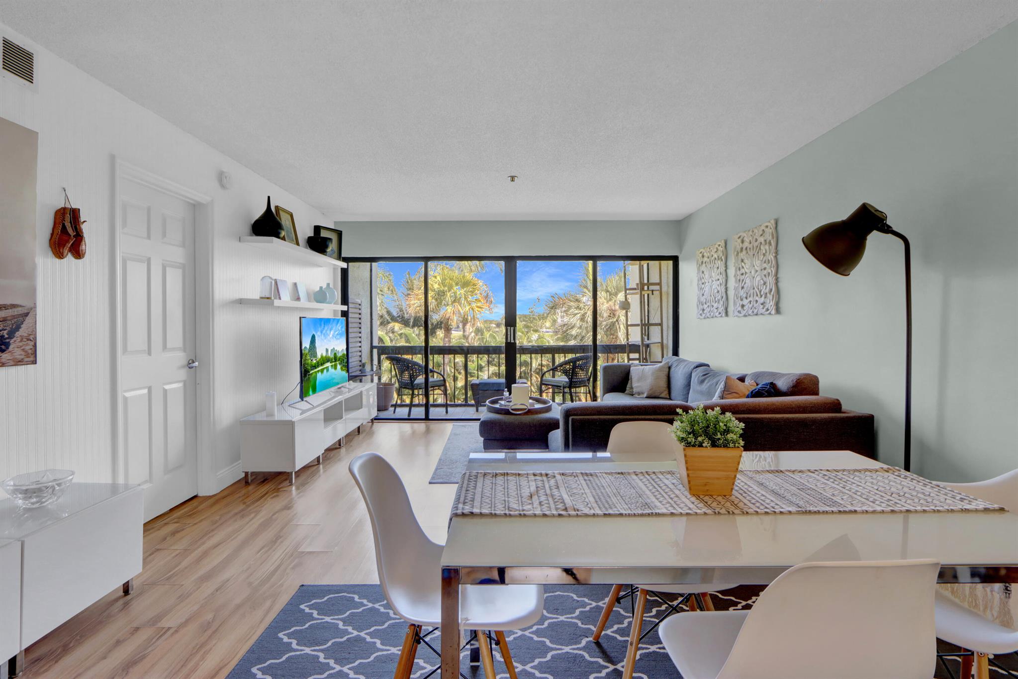 LANDS OF THE PRESIDENT COND 8-A & 8-B - Residential