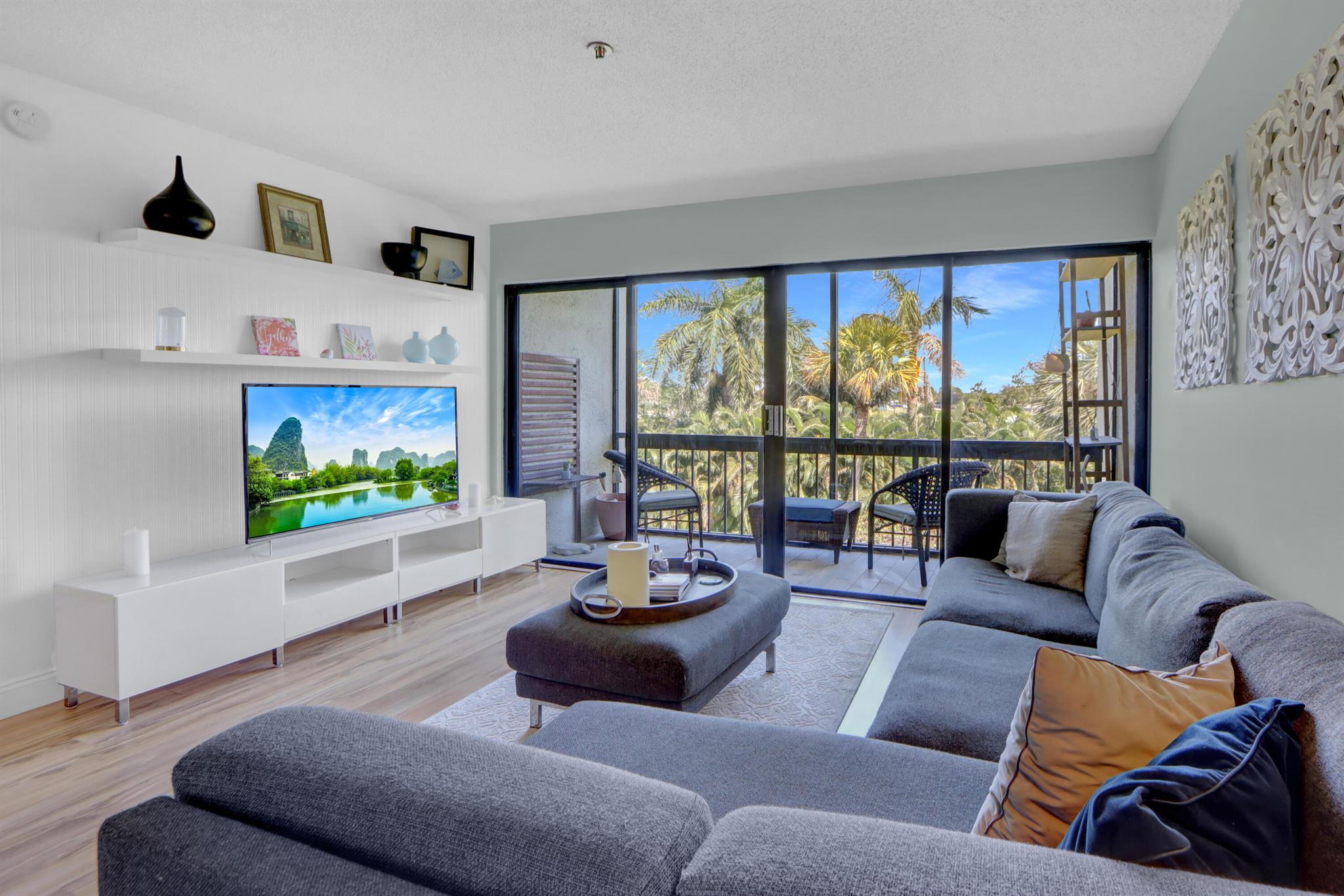 LANDS OF THE PRESIDENT COND 8-A & 8-B - Residential