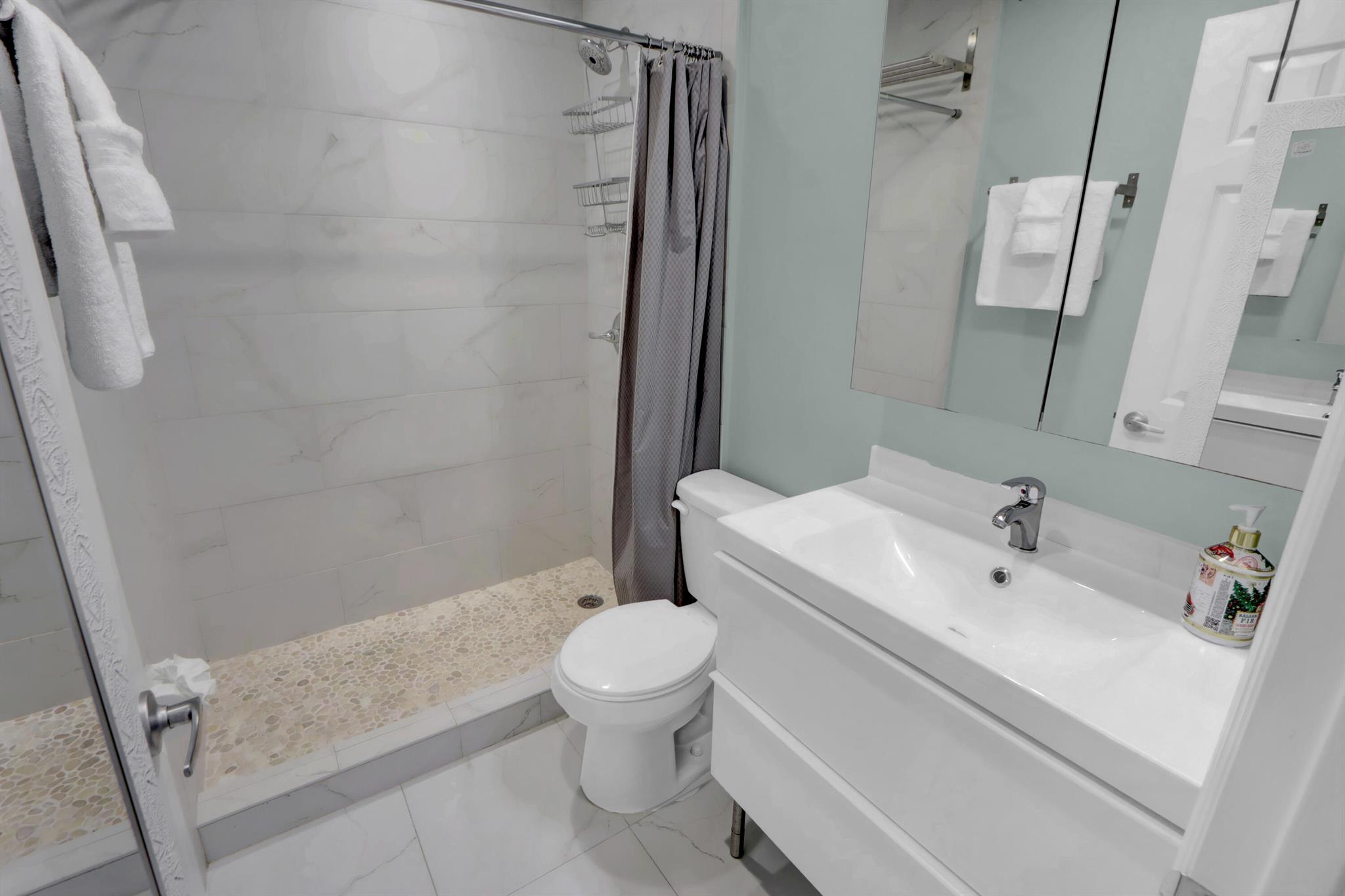 LANDS OF THE PRESIDENT COND 8-A & 8-B - Residential