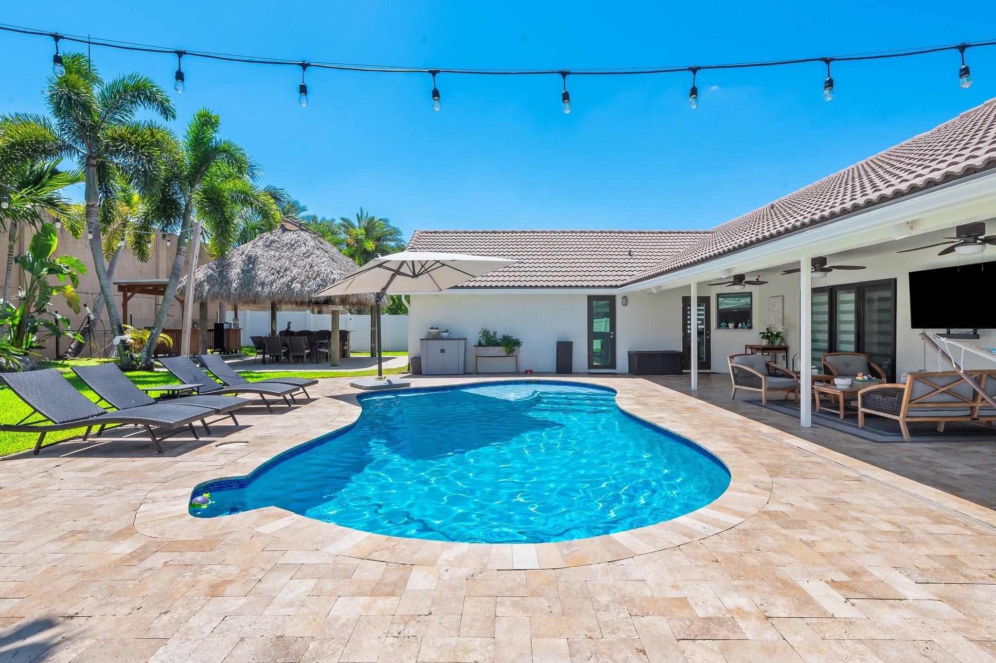 1600 SW 52nd Ter