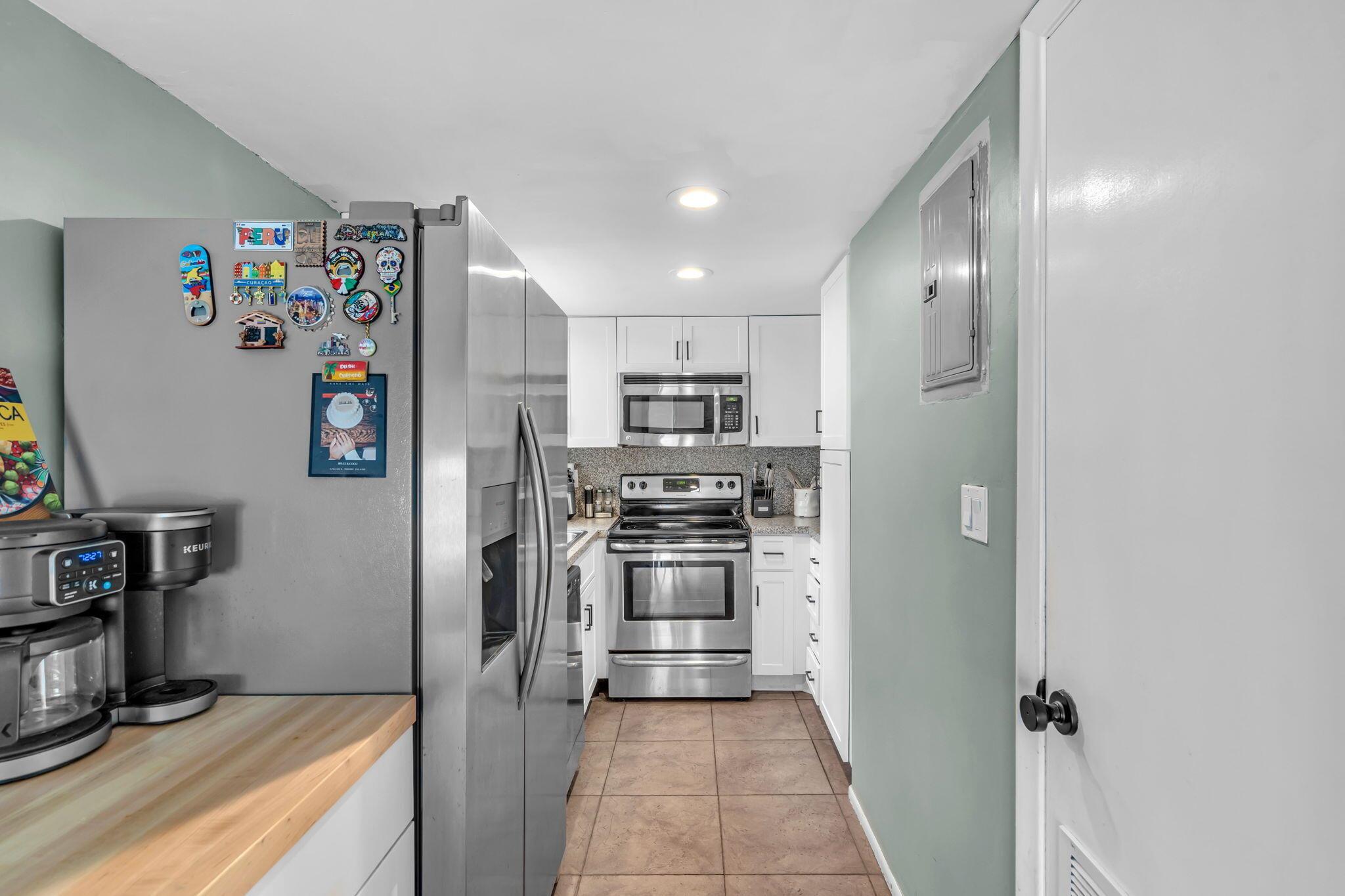 4143 N Ocean Boulevard 211