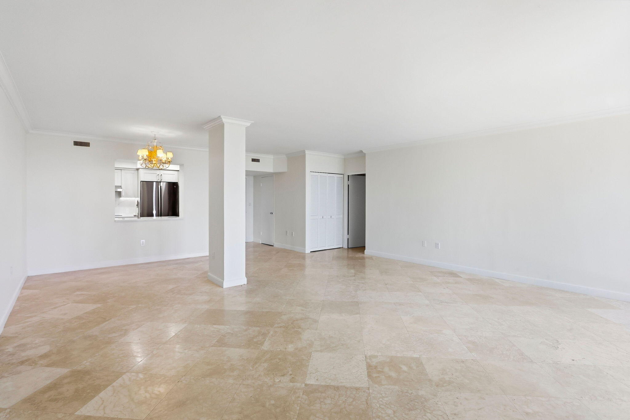 1225 S OCEAN Boulevard 101