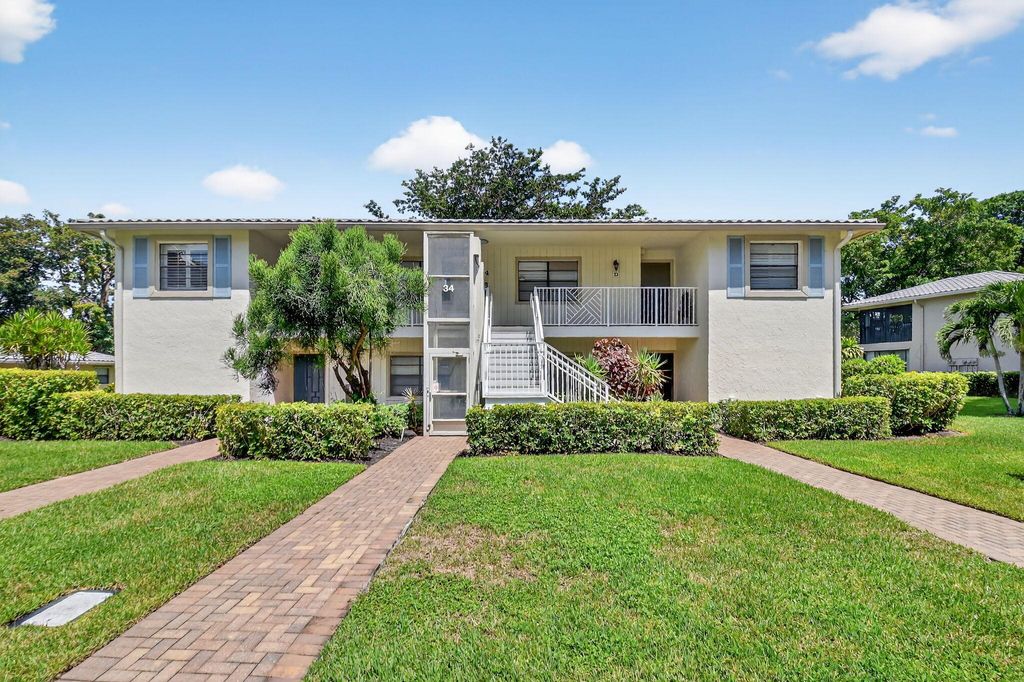Photo of 34 Westgate Lane #B, Boynton Beach, FL 33436 (MLS # R11115728)