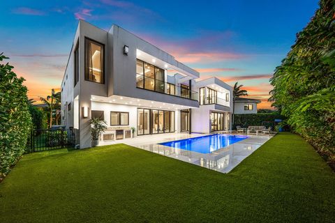Photo of 2391 Areca Palm Road, Boca Raton, FL 33432 (MLS # R11149494)