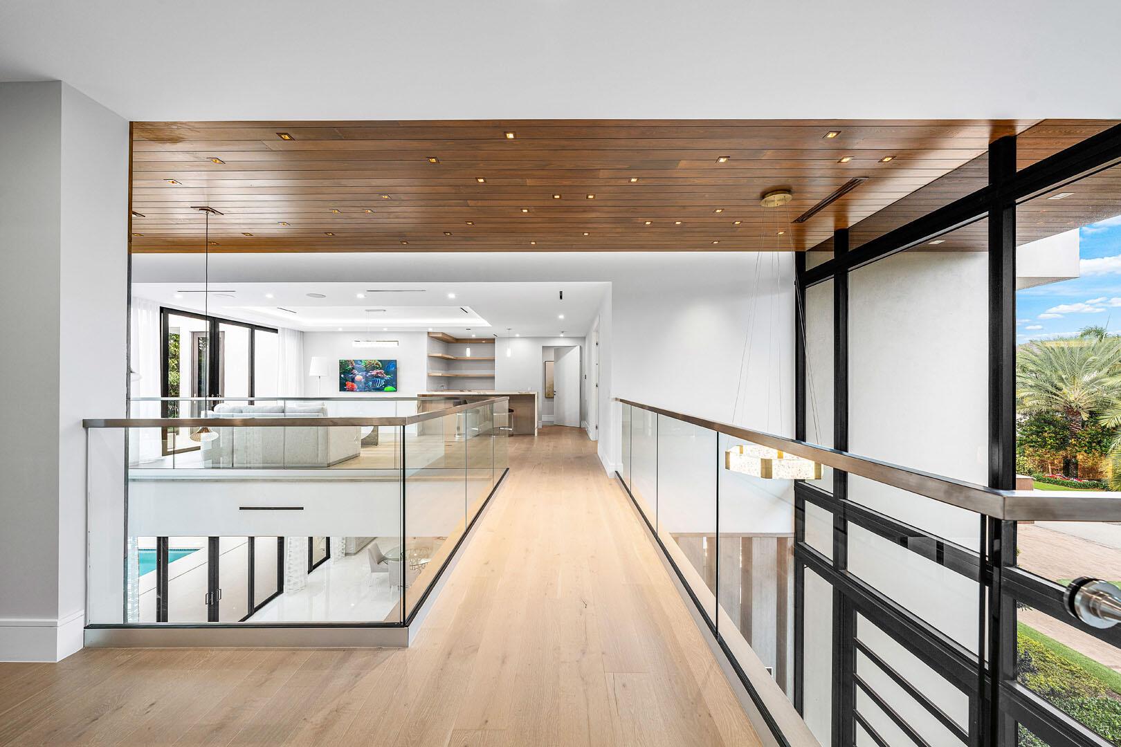 ROYAL PALM YACHT & COUNTR - Residential