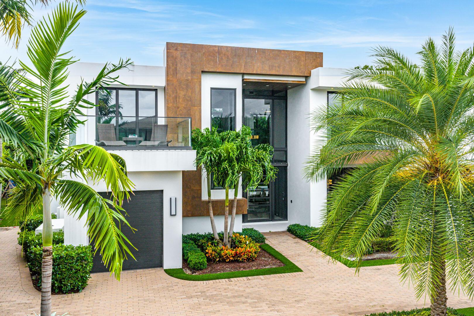 ROYAL PALM YACHT & COUNTR - Residential