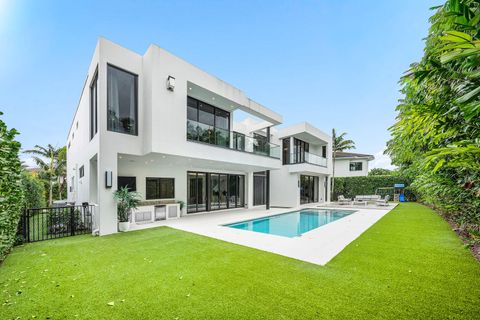 Tiny photo for 2391 Areca Palm Road, Boca Raton, FL 33432 (MLS # R11149494)