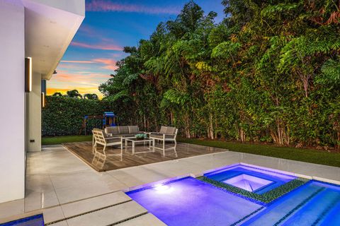 Tiny photo for 2391 Areca Palm Road, Boca Raton, FL 33432 (MLS # R11149494)