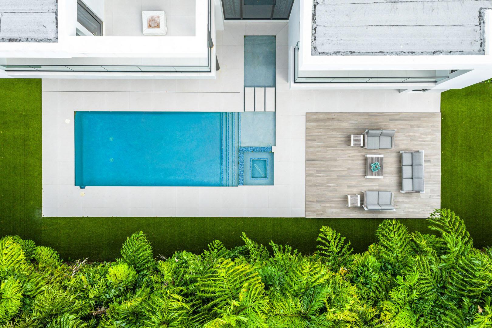 ROYAL PALM YACHT & COUNTR - Residential